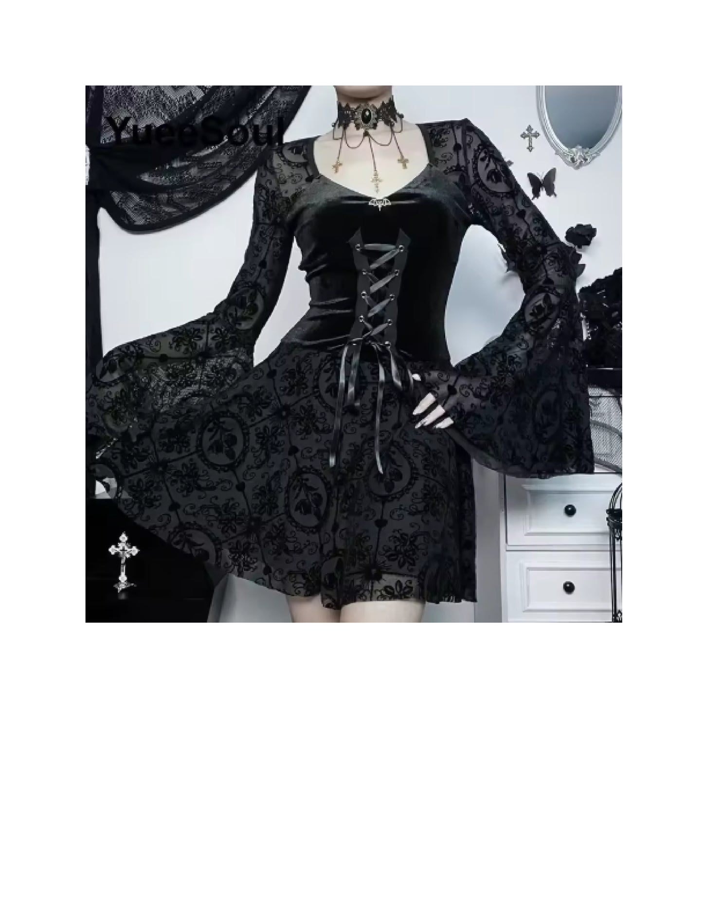 Déguisement Halloween femme: robe gothique
