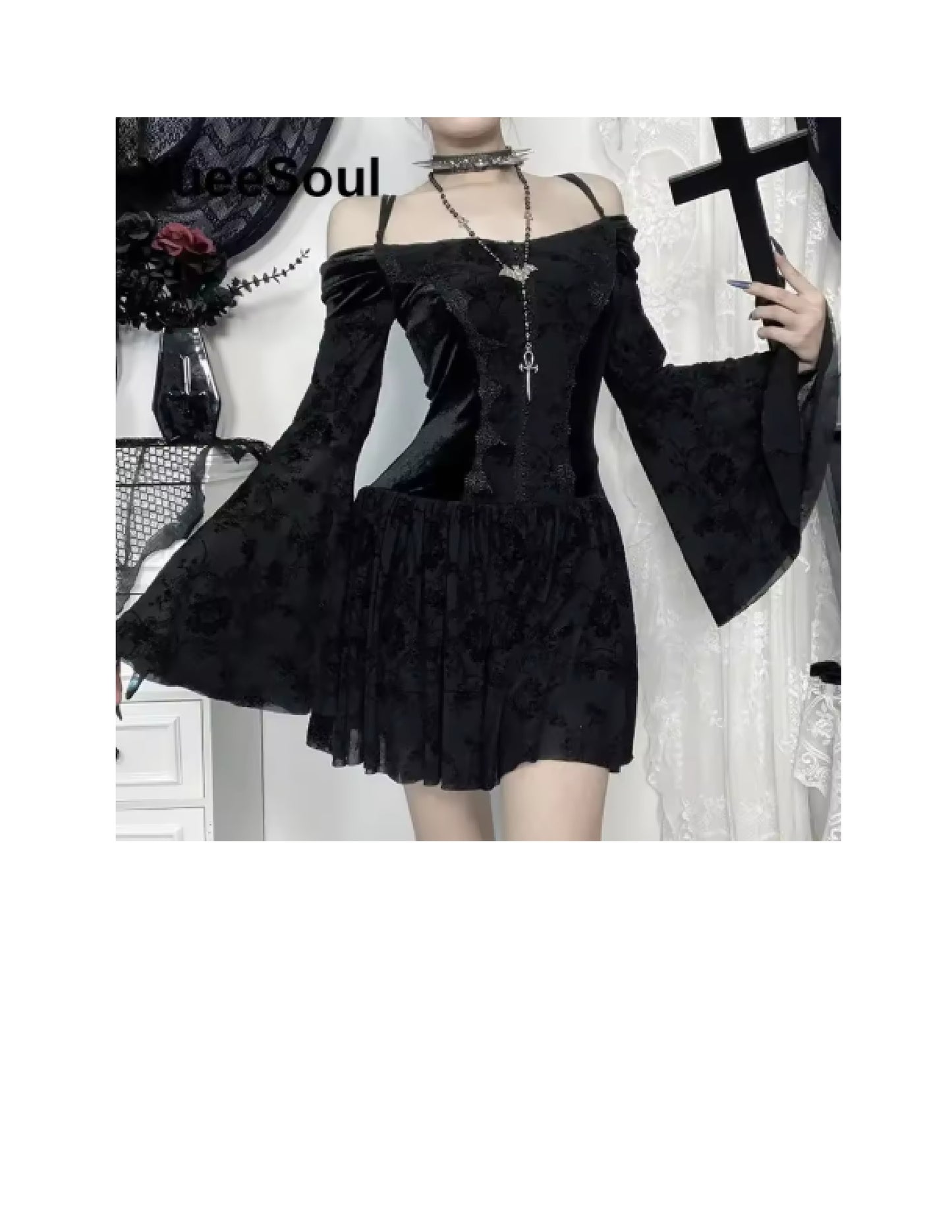 Déguisement Halloween femme: robe gothique